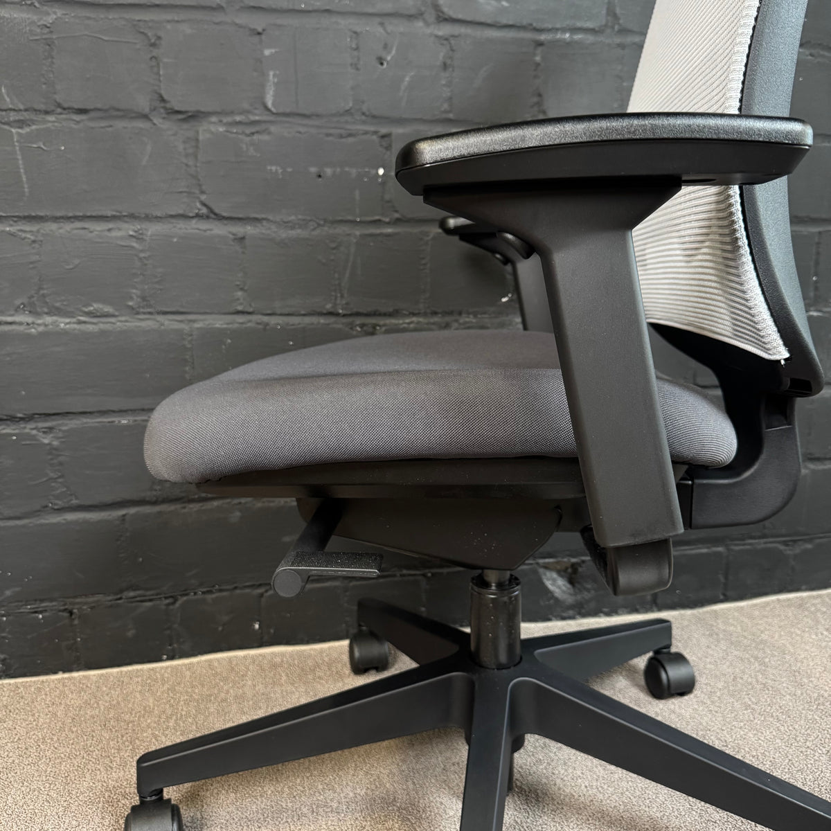 Steelcase Reply Air