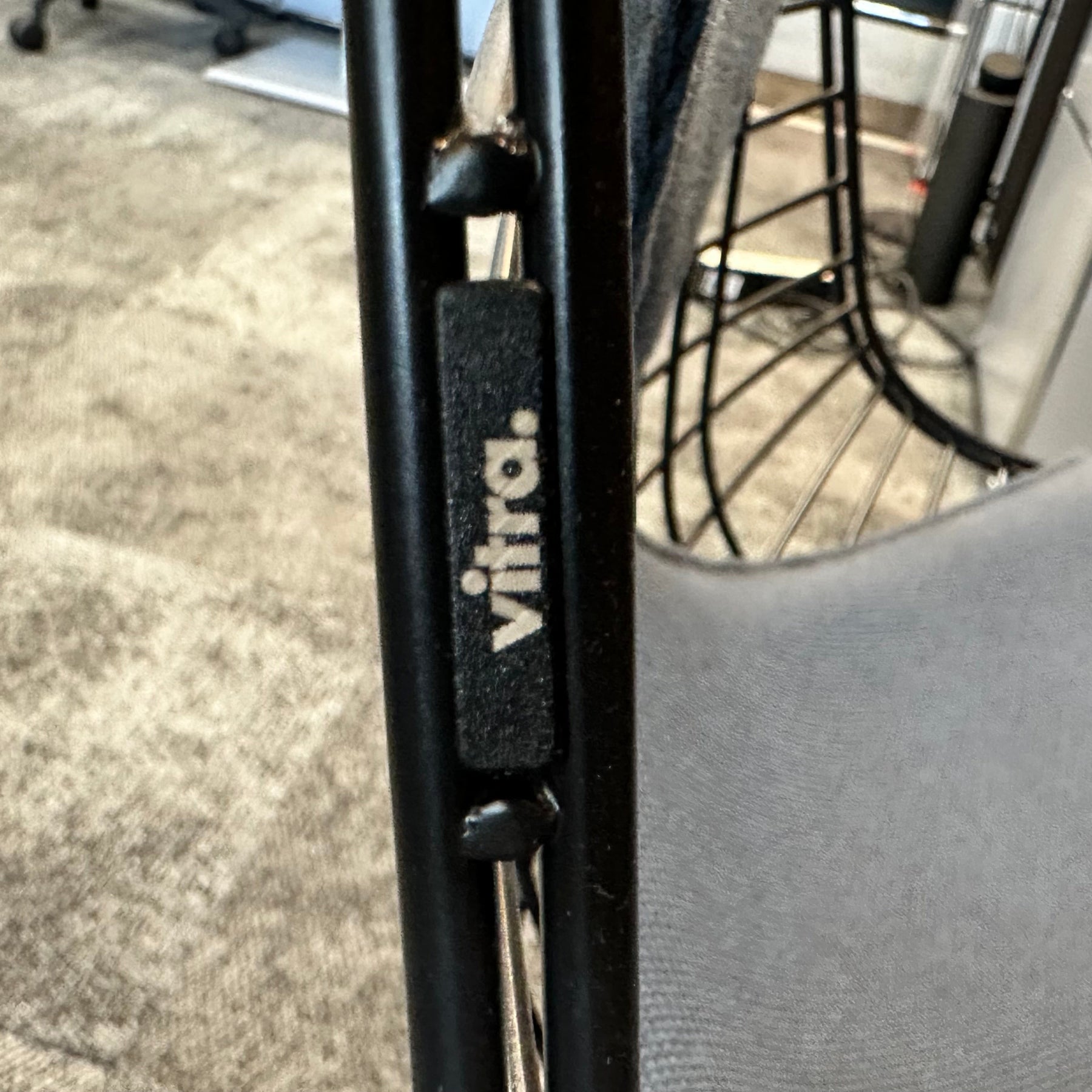 Vitra Wire Chair DKR-2 gebraucht - Ansicht 9