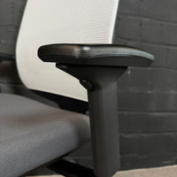 Steelcase Reply Air