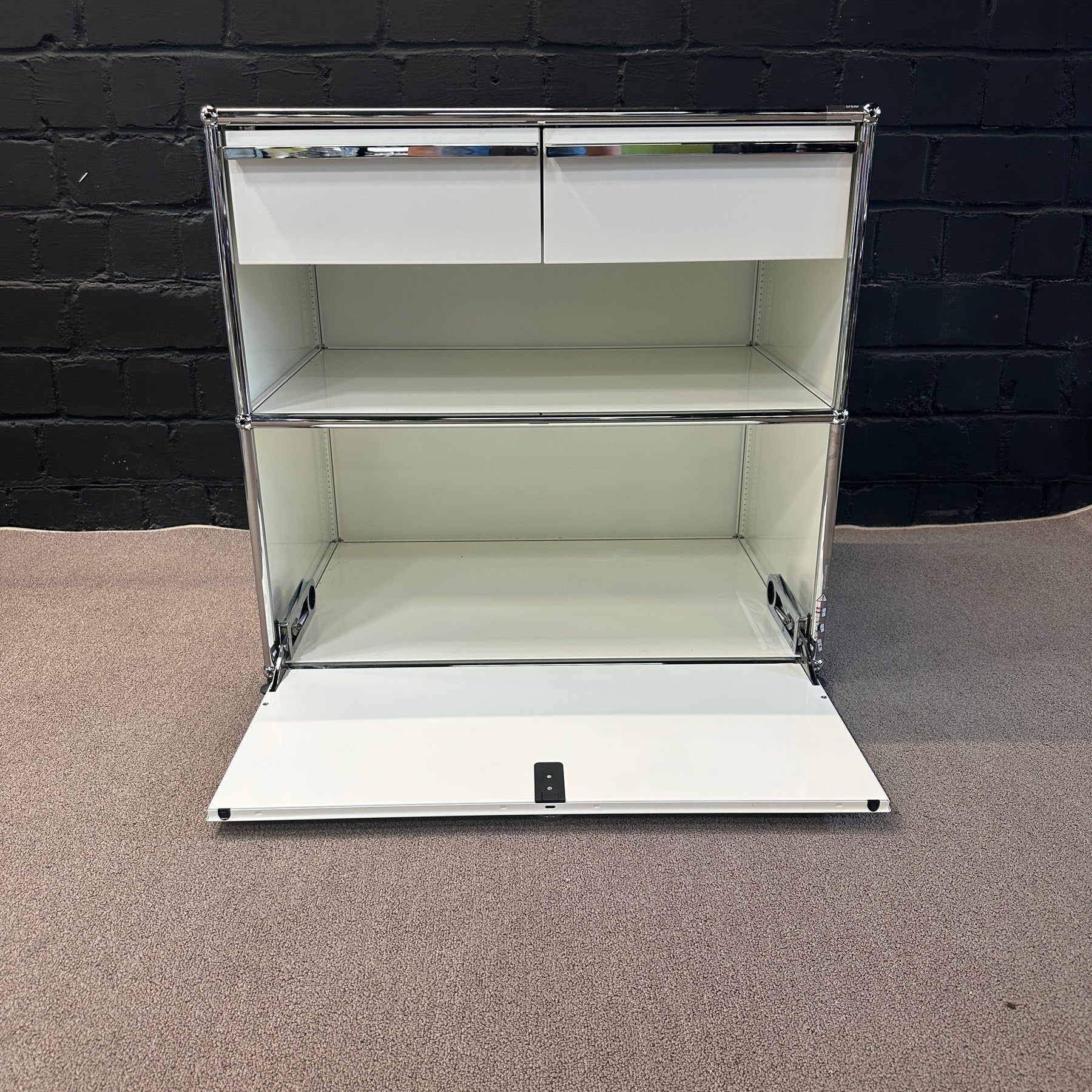 Sideboard