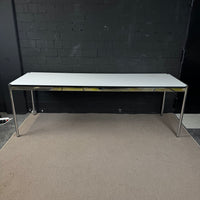 USM Haller Tisch – Designklassiker Schreibtisch / Konferenztisch (225 x75 x 75 cm)