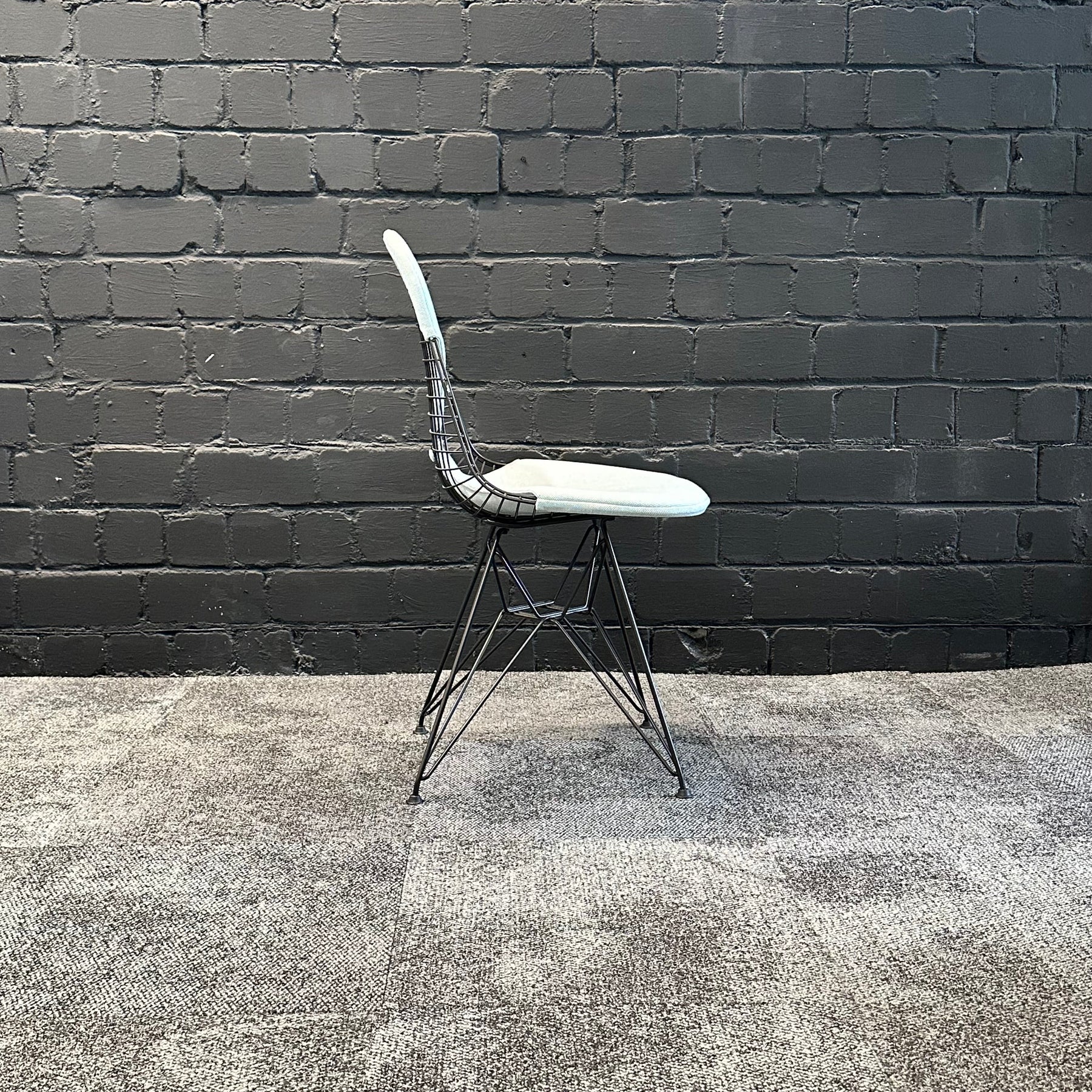 Vitra Wire Chair DKR-2 gebraucht - Ansicht 11
