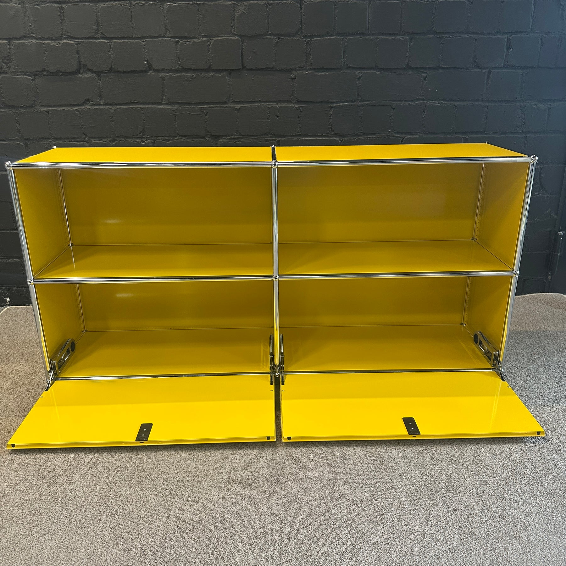 Sideboard
