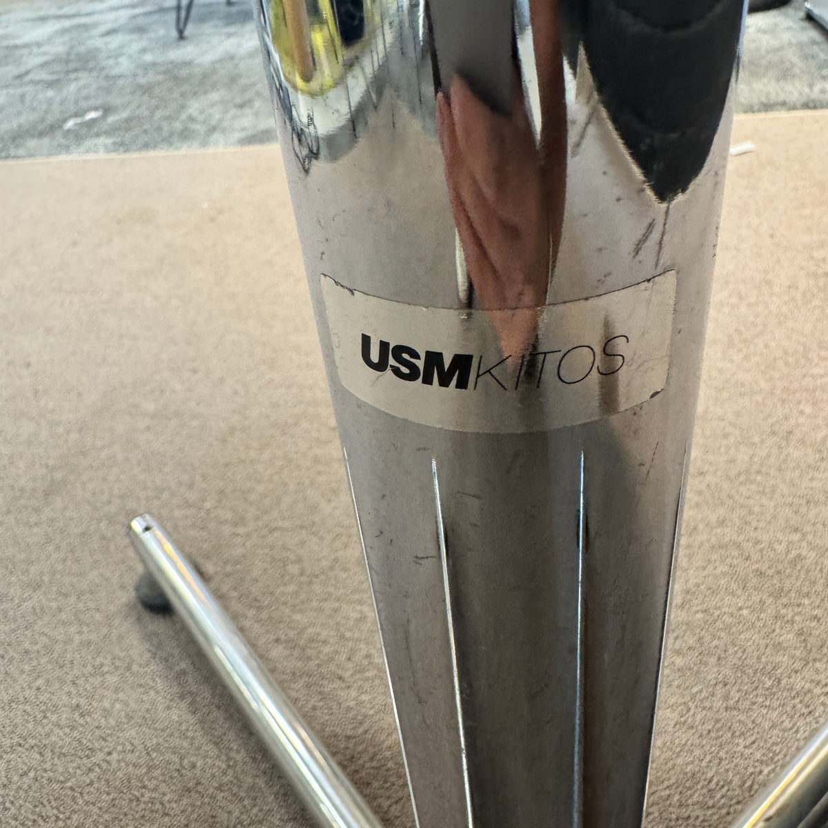 USM Haller USM Kitos Runder Besprechungstisch / Beistelltisch