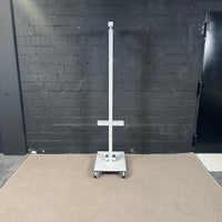 Steelcase Garderobenständer auf Rollen – mobile Büro-Garderobe mit 6 Haken – Weiß