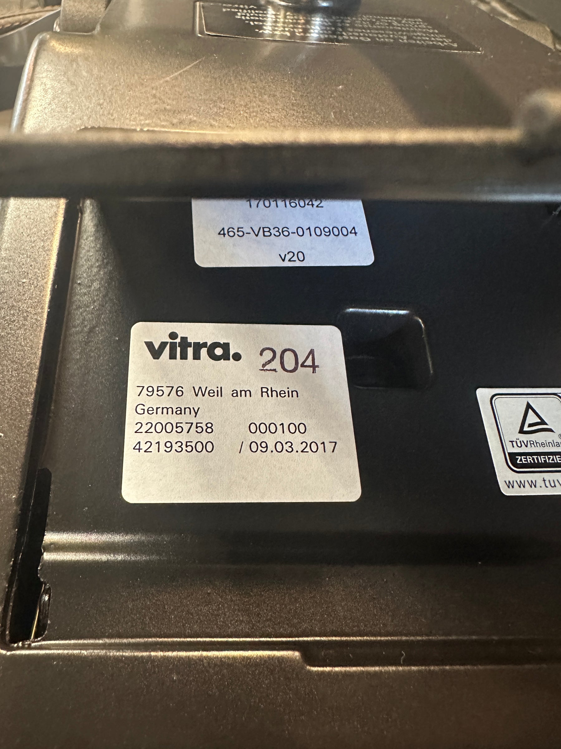 Vitra Grand Executive Highback Bürostuhl braunes Leder gebraucht - Ansicht 6