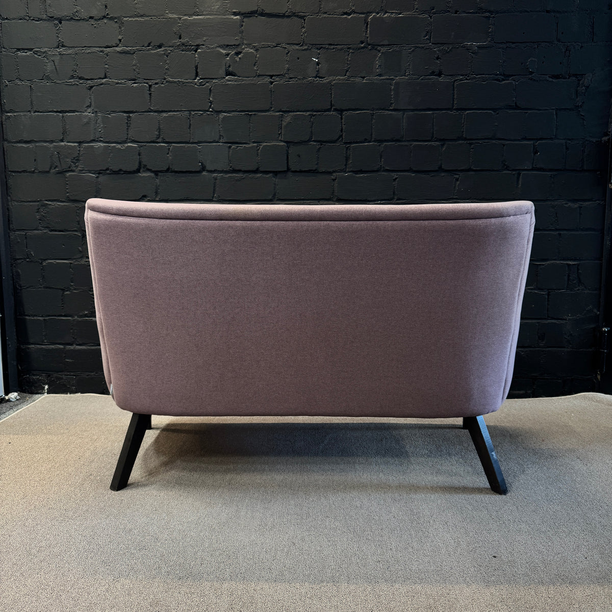 Designer Guild Designers Guild Ampara Samt 2-Sitzer Sofa