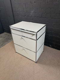 USM Haller Sideboard in Lichtgrau – Zeitloser Designklassiker