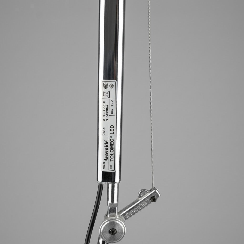 Artemide Tolomeo Tavolo LED- Schreibtischleuchte mit Tischklemme