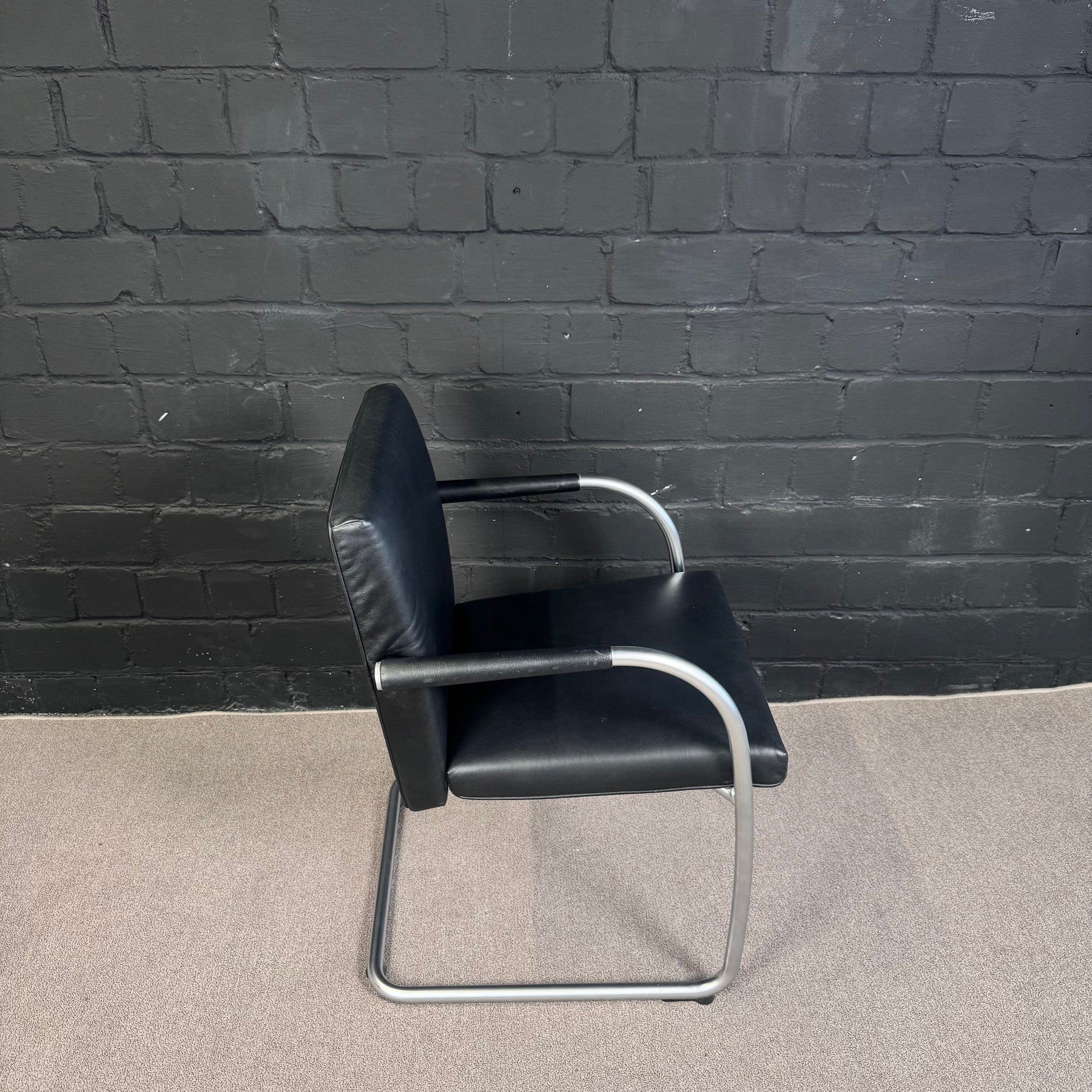 Vitra ID Visitor Soft Freischwinger