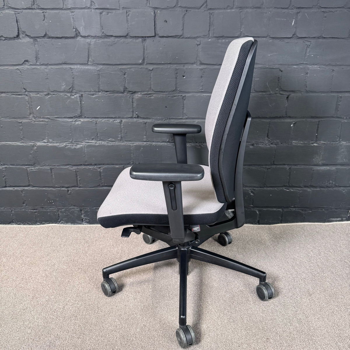 Grammer Office / Nowy Styl Globeline Comfort Ergonomischer Bürostuhl