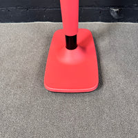 Dauphin Trendoffice Stehhilfe – Ergonomischer Stehsitz / Pendelhocker rot/schwarz