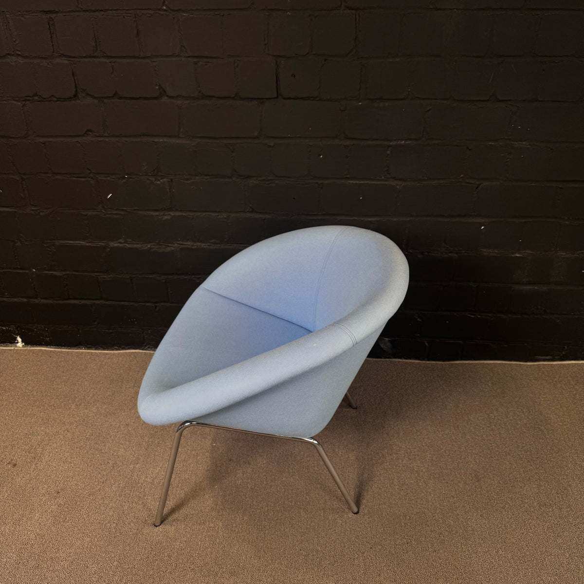 Arper Duna 02 Loungestuhl blau