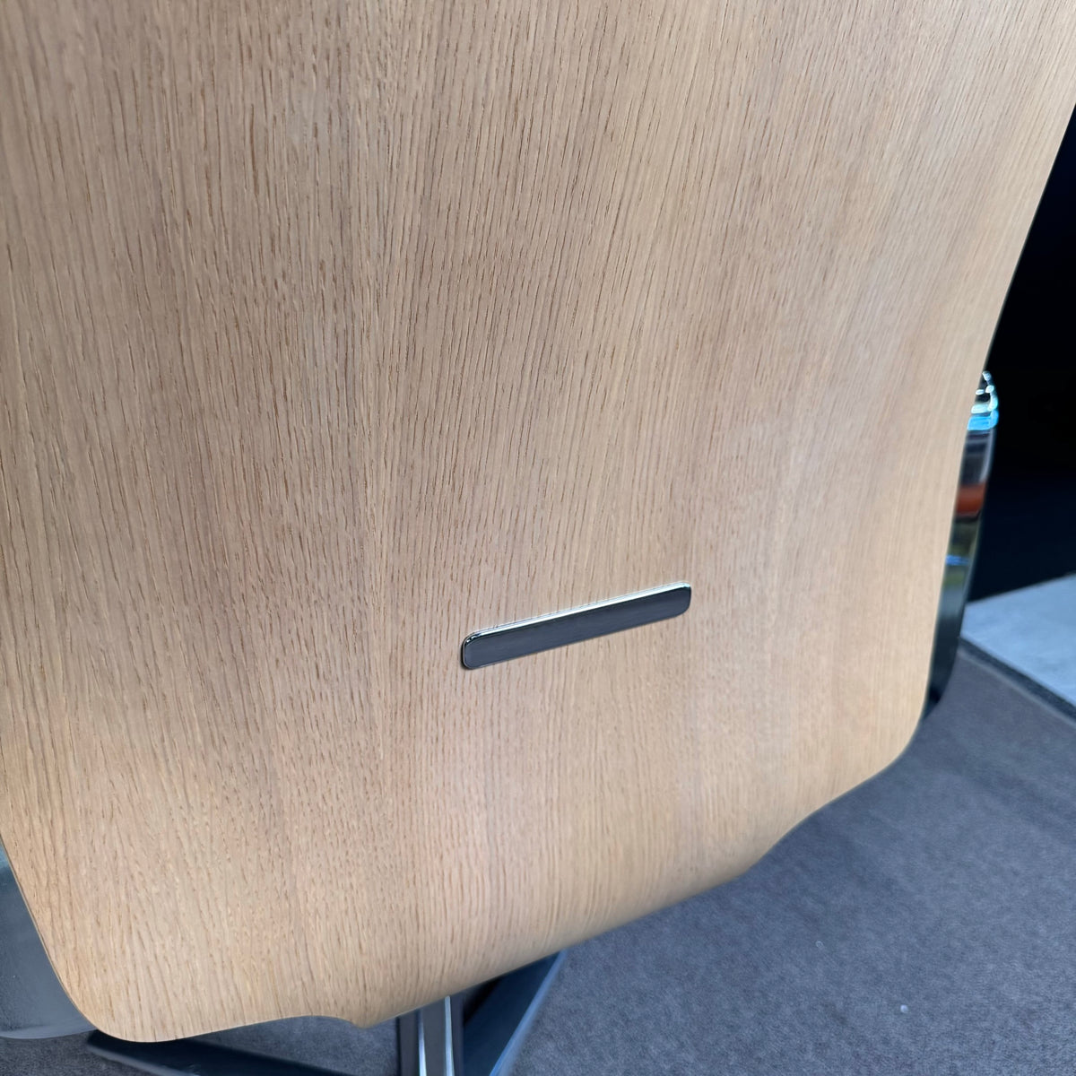 Klöber Konferenzdrehstuhl – Eleganter Schalenstuhl mit Holzrücken