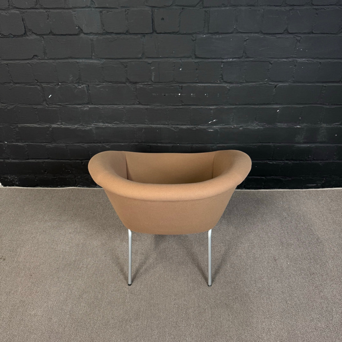 Arper Duna 02 Loungestuhl braun