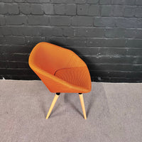 Torasen (The Senator Group) CLR60 Schalenstuhl – Eleganter Polsterstuhl mit Holzgestell