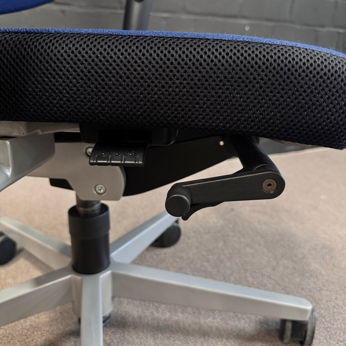 Sedus Black Dot Bürodrehstuhl – Ergonomischer Schreibtischstuhl mit Dorsokinetik