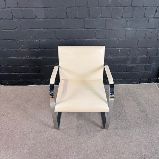 Knoll International Brno Chair – Mies van der Rohe – Leder Weiß/Creme – Designklassiker