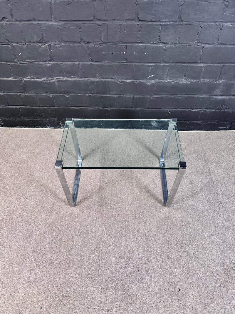 Design Beistelltisch Glastisch – Chromgestell – 70 × 40 cm