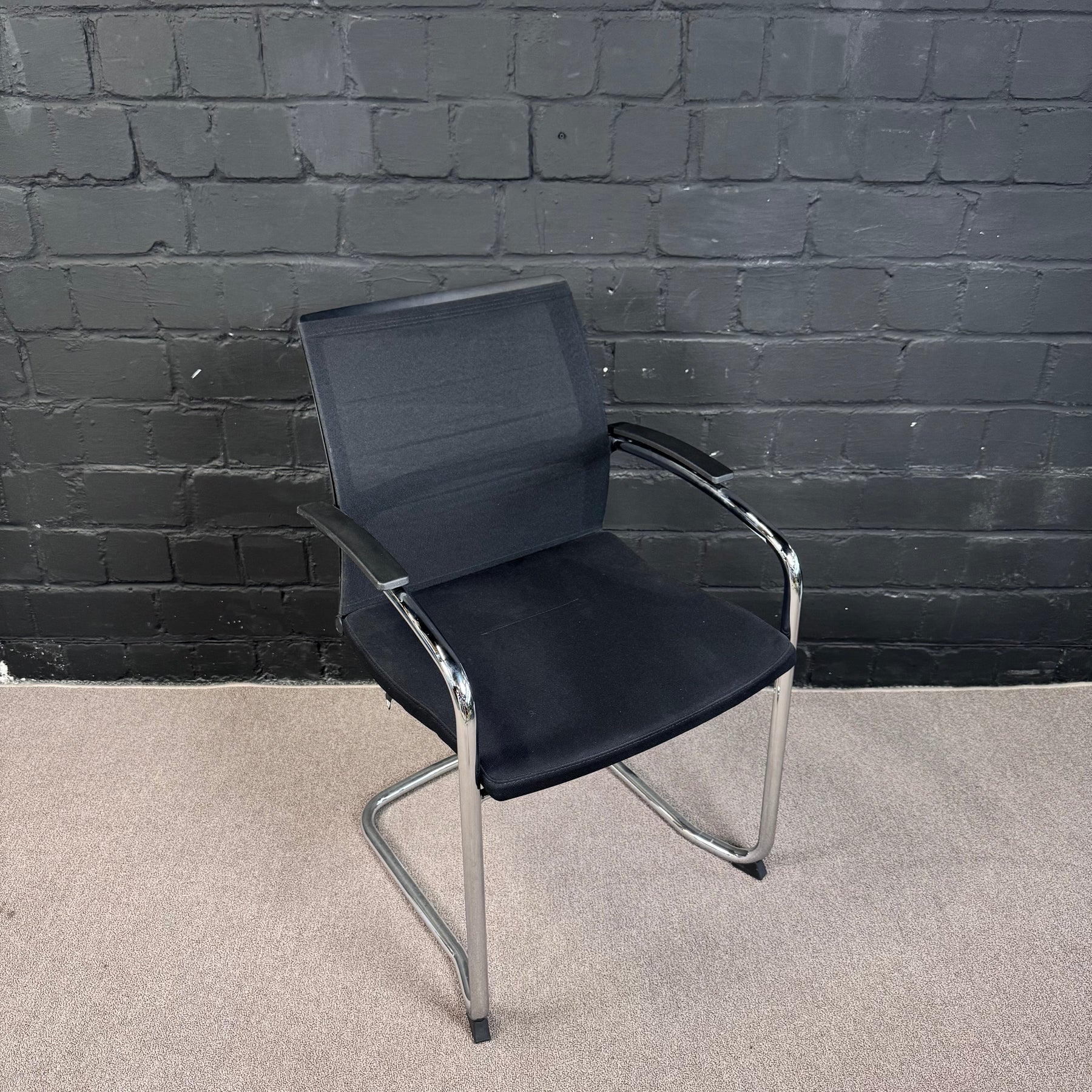 Sedus Open Up Freischwinger – Ergonomischer Besprechungsstuhl