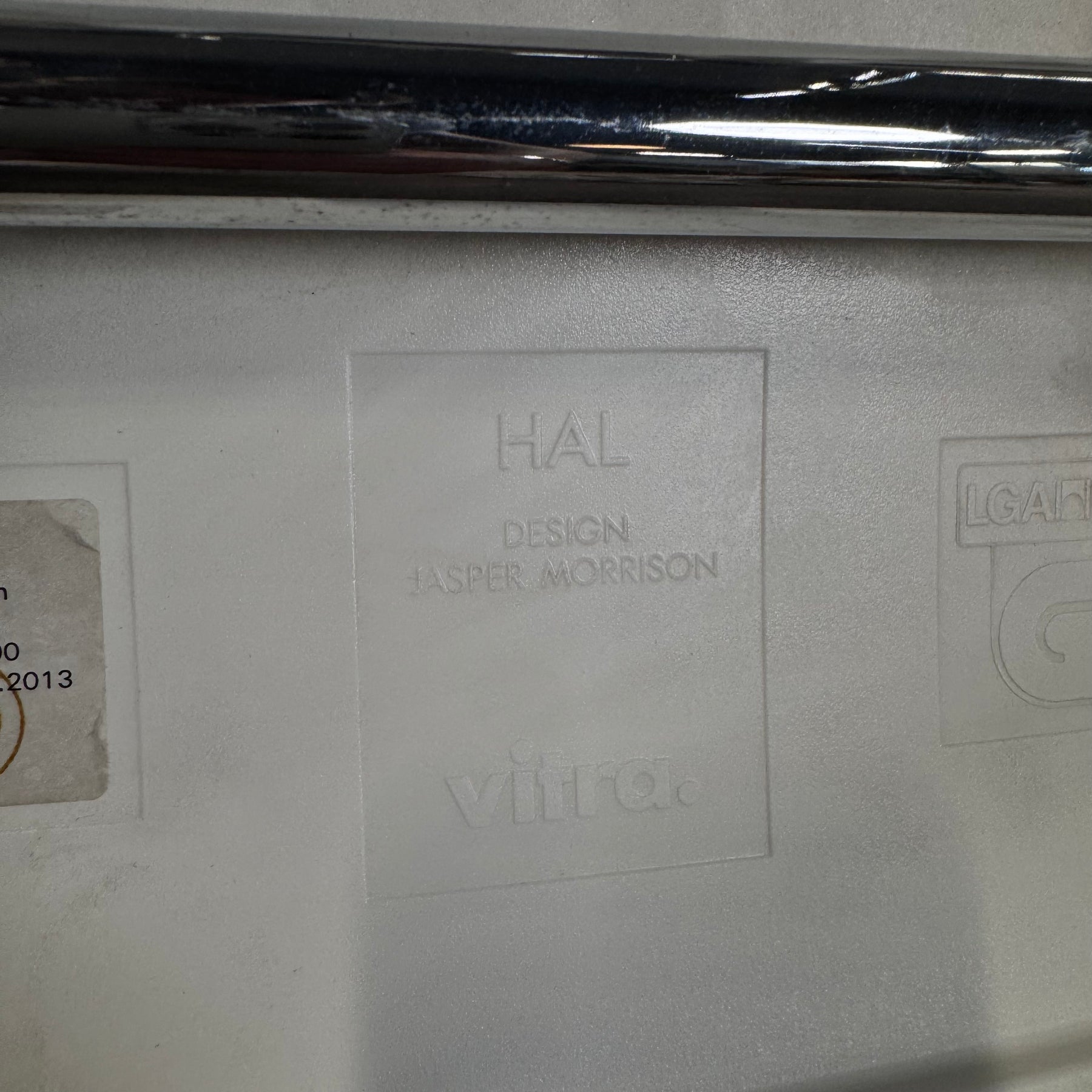 Vitra HAL Tube Designstuhl, weiß