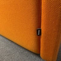 Bene Parcs Wing Chair – Akustik-Ohrensessel in Orange