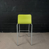 Steelcase Barhocker – Gepolsterter Objekt-Hocker in Limettengrün