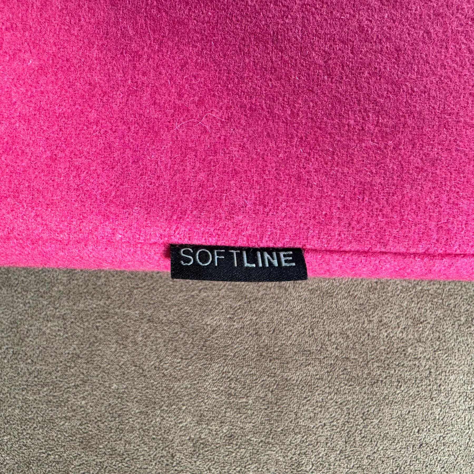 Softline Sitzwürfel – Farbenfroher Lounge-Pouf in Pink