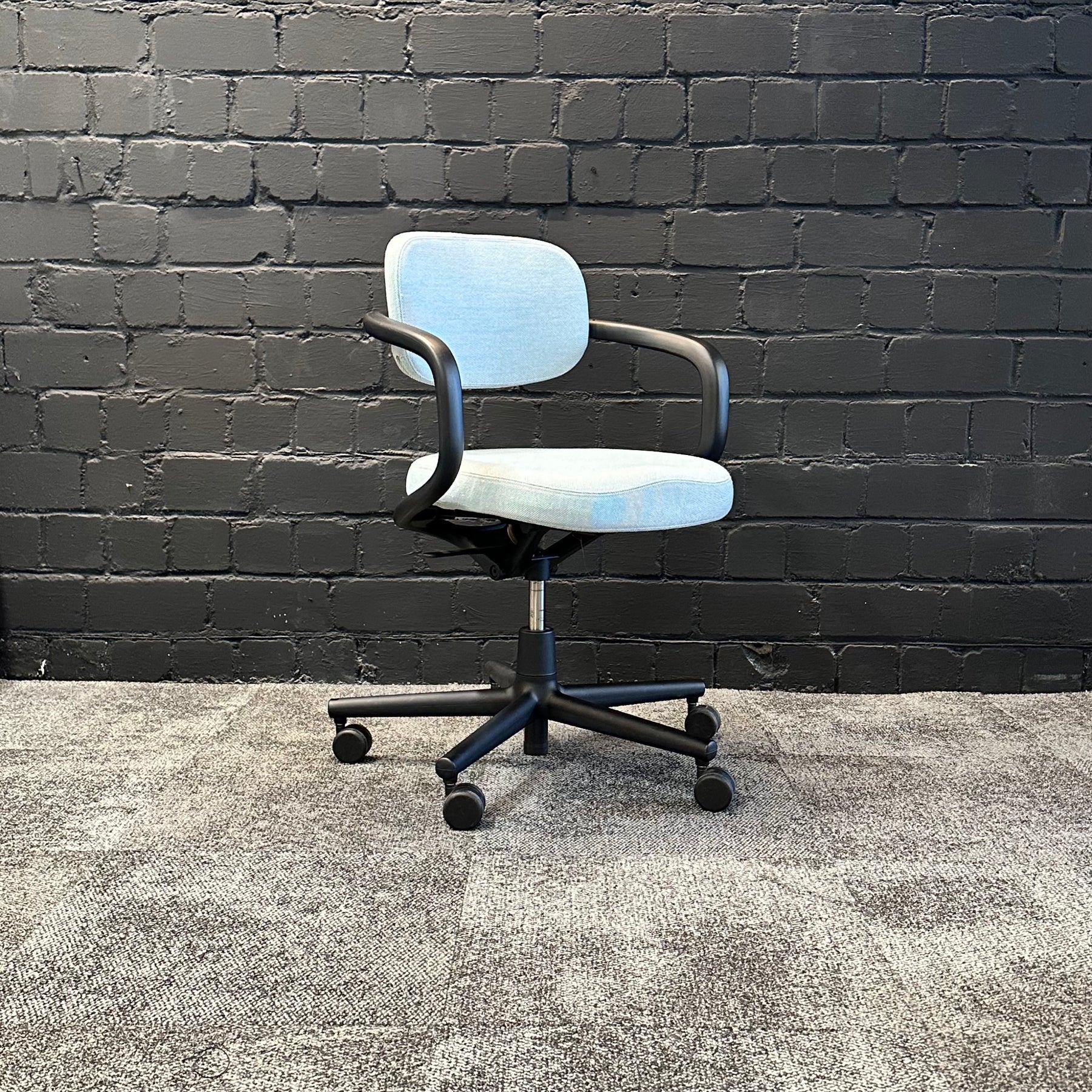 Vitra Allstar gebraucht