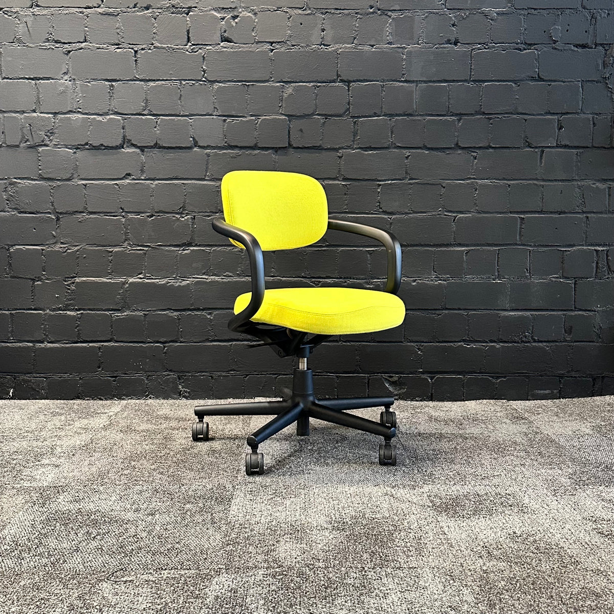 Vitra Allstar gebraucht | Green Office Rhein-Main
