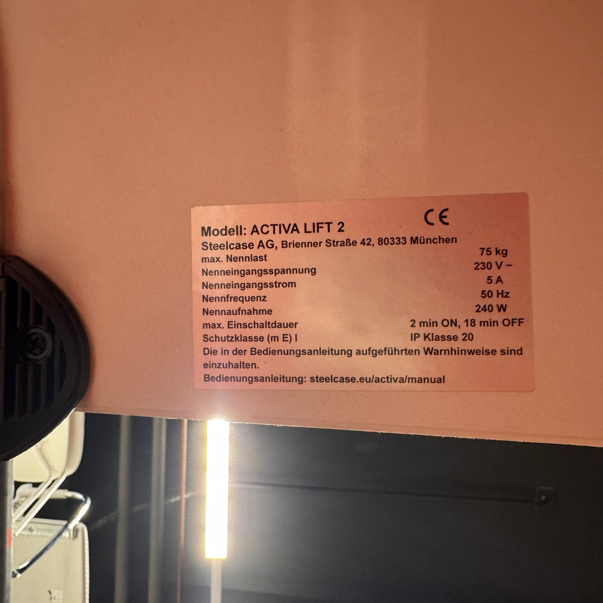 Steelcase Activa Lift 2 – elektrisch Höhenverstellbarer Eckschreibtisch