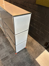 Sideboard Mattsilber, 6 offene Fächer, 152×109 cm