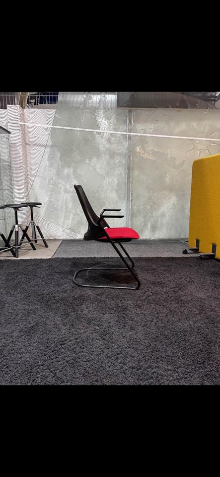 Herman Miller Sayl Freischwinger schwarz rot - Klassiker 18x