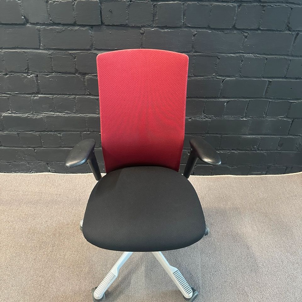 HÅG Futu 1020 Bürostuhl, ergonomisch, Armlehnen