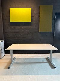 Mono 3 E-Tisch, 160×80 cm