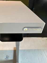 Mono 3 E-Tisch, 160×80 cm