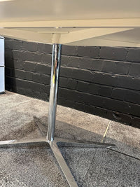 Club Table, 125×80 cm, Weiß