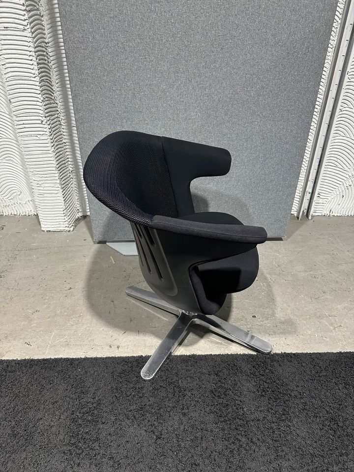 i2i Lounge Chair