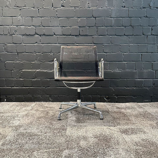 Alu Chair EA 108 Netz drehbar