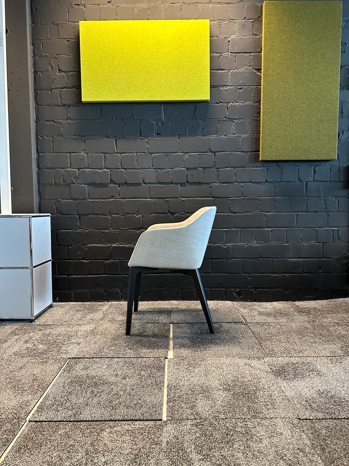 Stuhl Grau