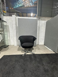 i2i Lounge Chair