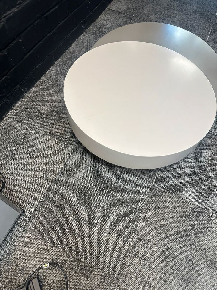 Runder Couchtisch, zweifarbig