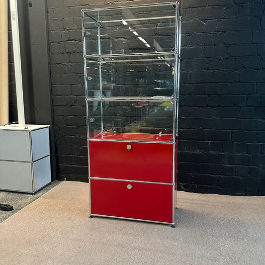 USM Haller Vitrine/Sideboard Rot mit Glasfächern