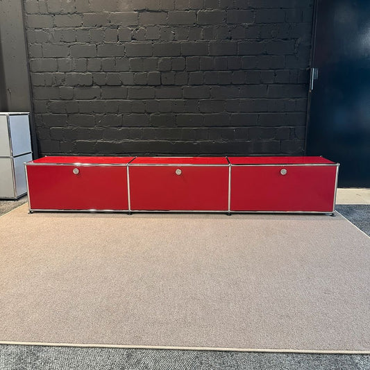 USM Haller Sideboard / Lowboard, Rot, Designklassiker