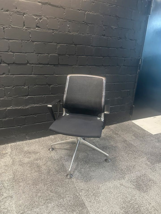 Meda Chair Schwarz
