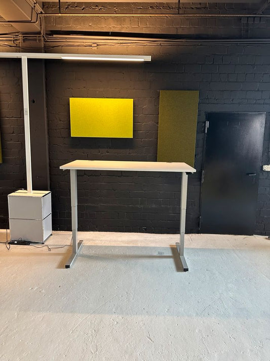 Mono 3 E-Tisch, 160×80 cm