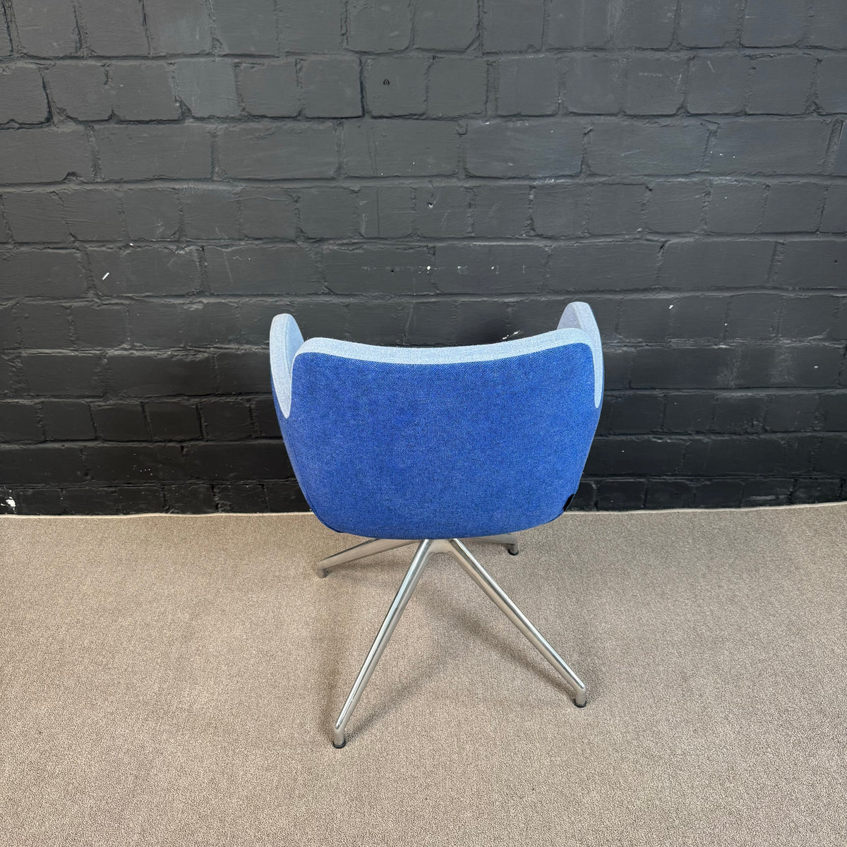 Febrü Loungesessel, Blau/Hellgrau