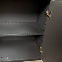 Sideboard abschließbar, Anthrazit mit Eiche-Dekor Deckplatte
