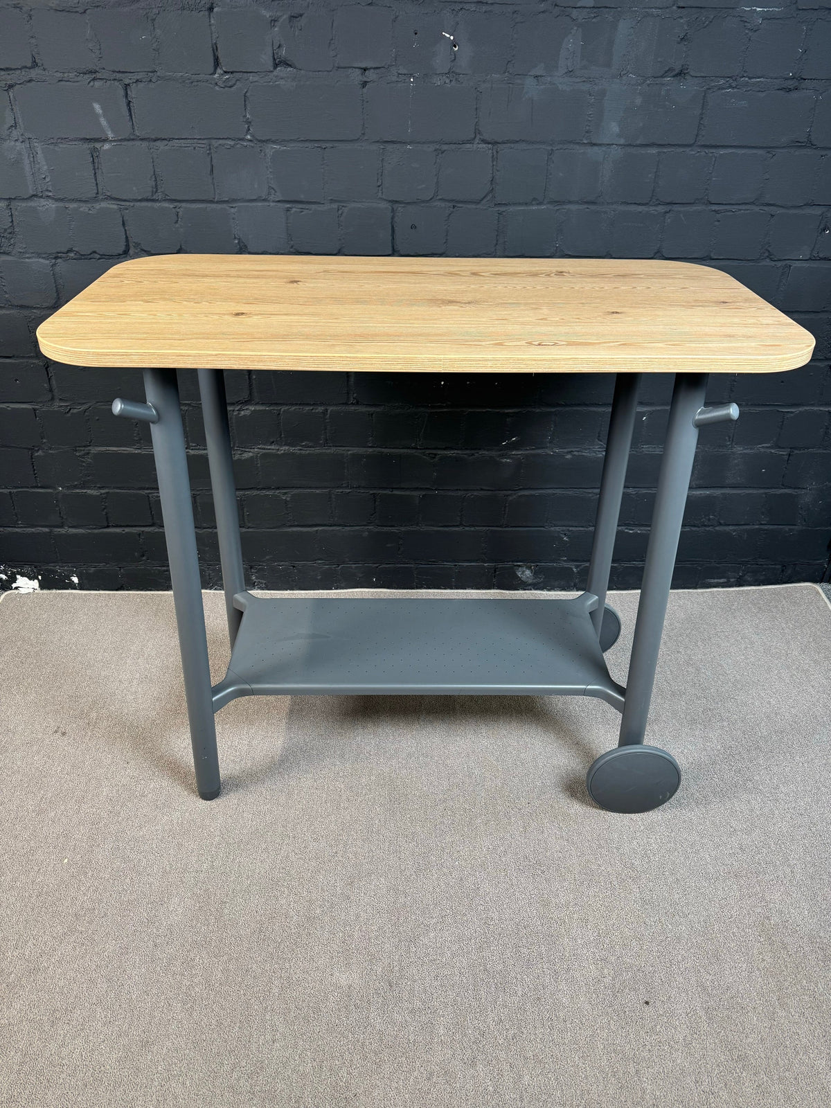 Steelcase Tisch auf Rollen, 120×60 cm, Kiefer-Dekor